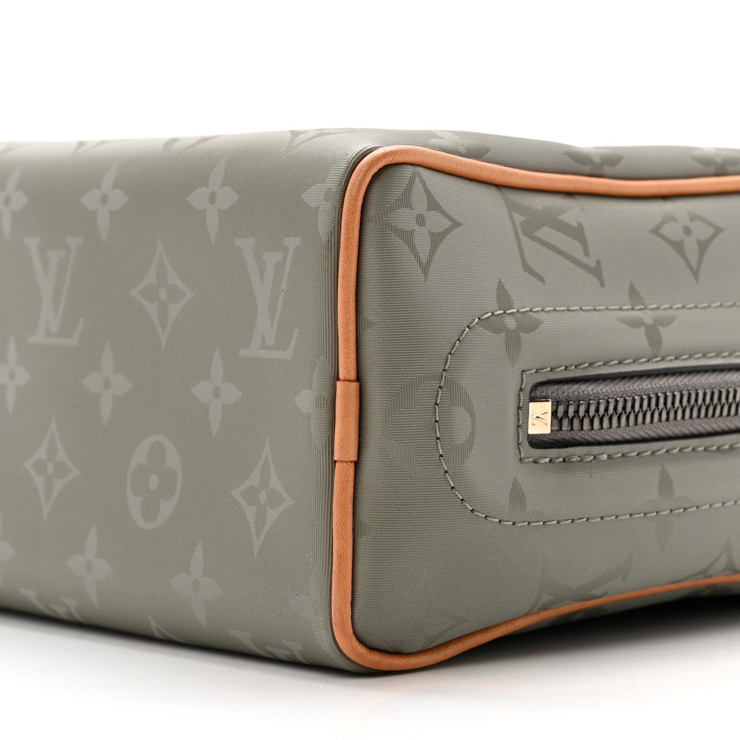 タカタカ LOUIS VUITTON ボディバッグ グレー キャンバス LOUIS VUITTON ルイ・ヴィトン ロマン MM ショルダーバッグ M32623