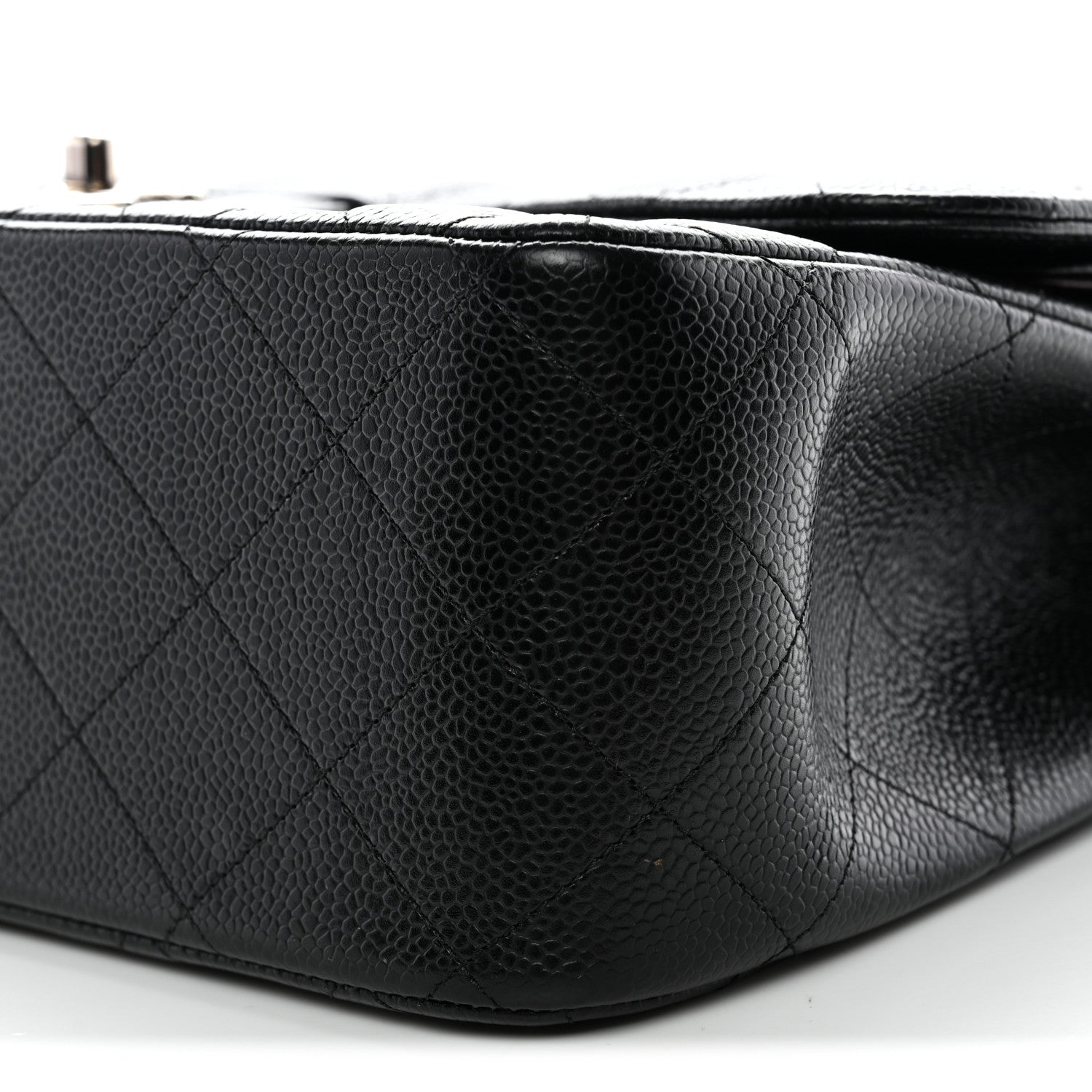 Chanel Caviar Quilted Jumbo Double Flap Black 26 of 31