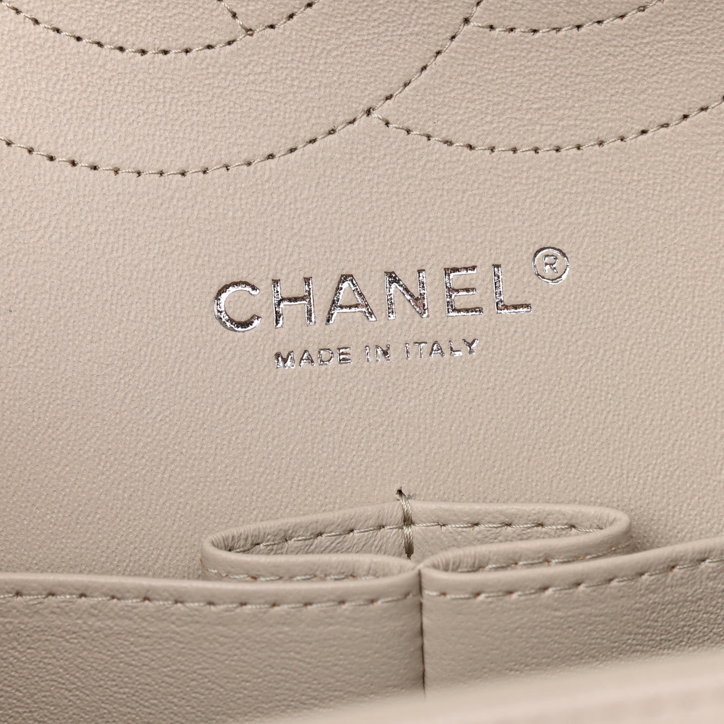 Caviar Quilted Jumbo Double Flap Ivory