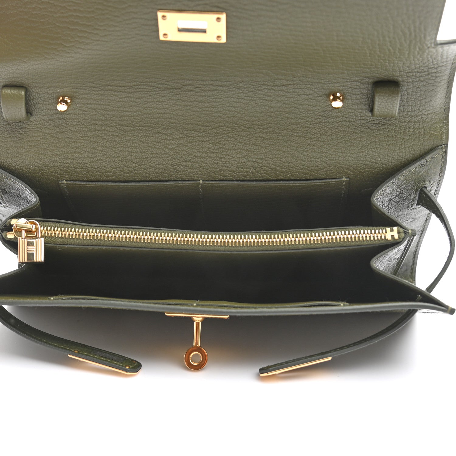 Hermes Ostrich Kelly Wallet To Go Vert Veronese 4 of 10