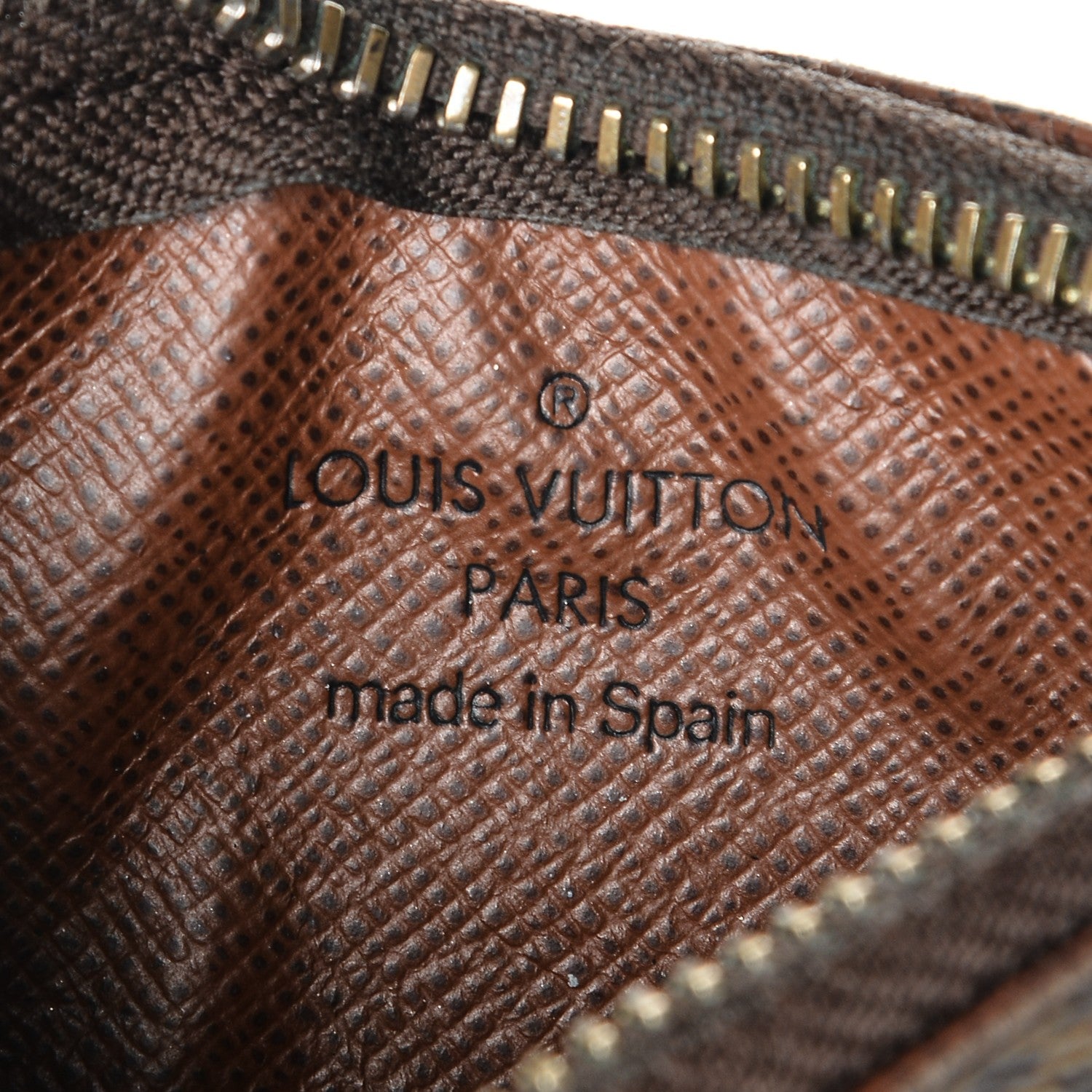 Louis Vuitton Monogram Key Pouch 6 of 6