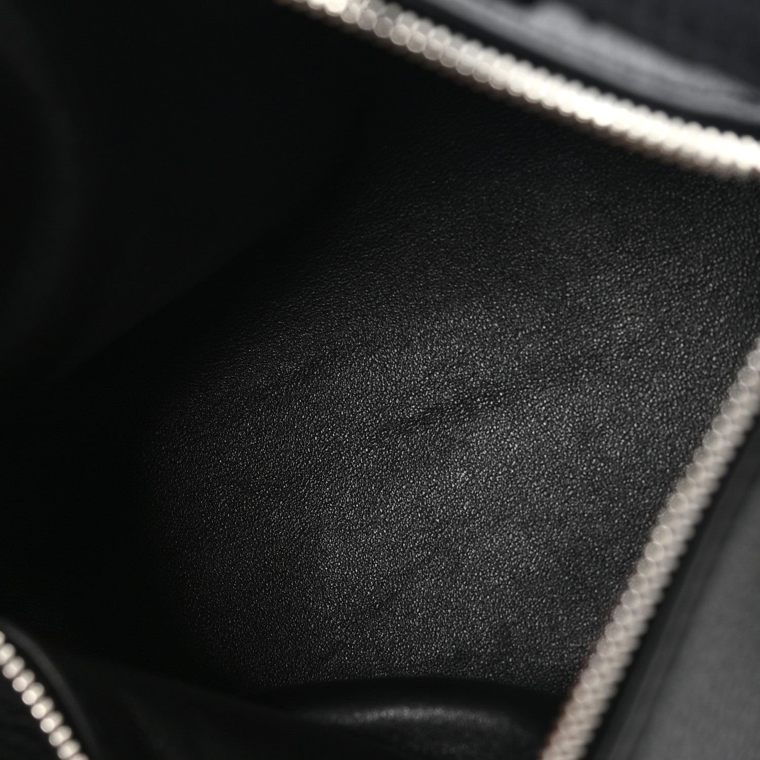 The Row Grained Calfskin 90's Bag Black 10 of 10