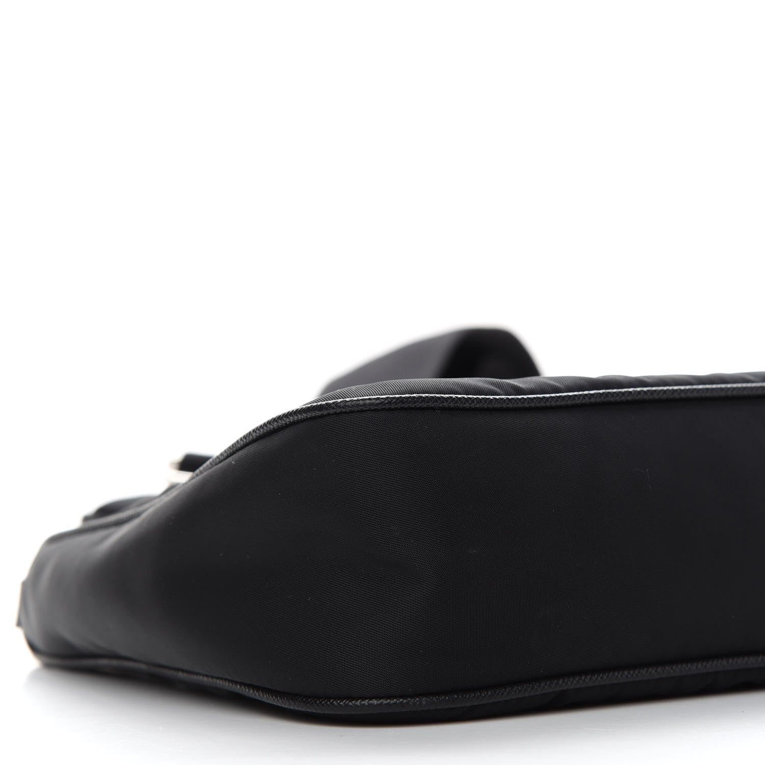 Prada Nylon Re-Edition 2005 Shoulder Bag Black 7 of 8