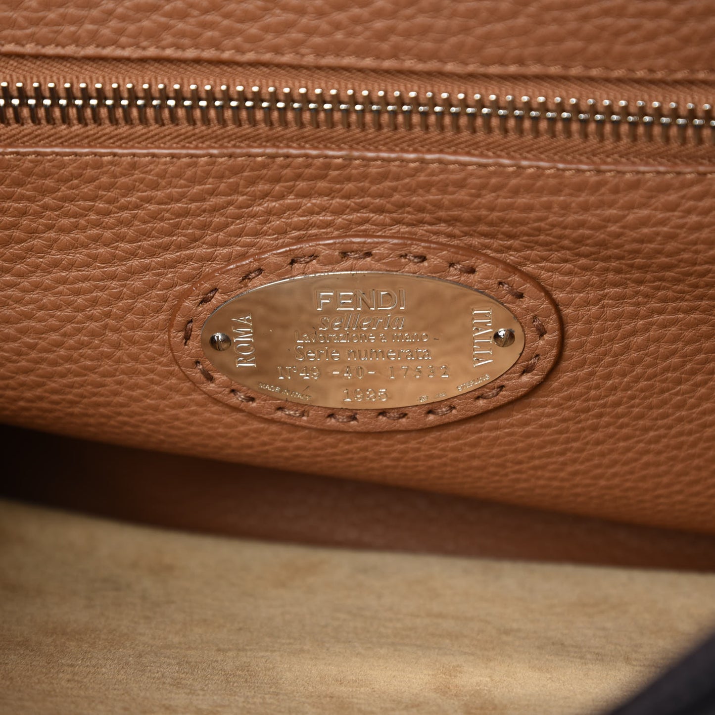 Cuoio Romano Selleria Bi-Color Large Peekaboo Iconic Satchel Black Mou