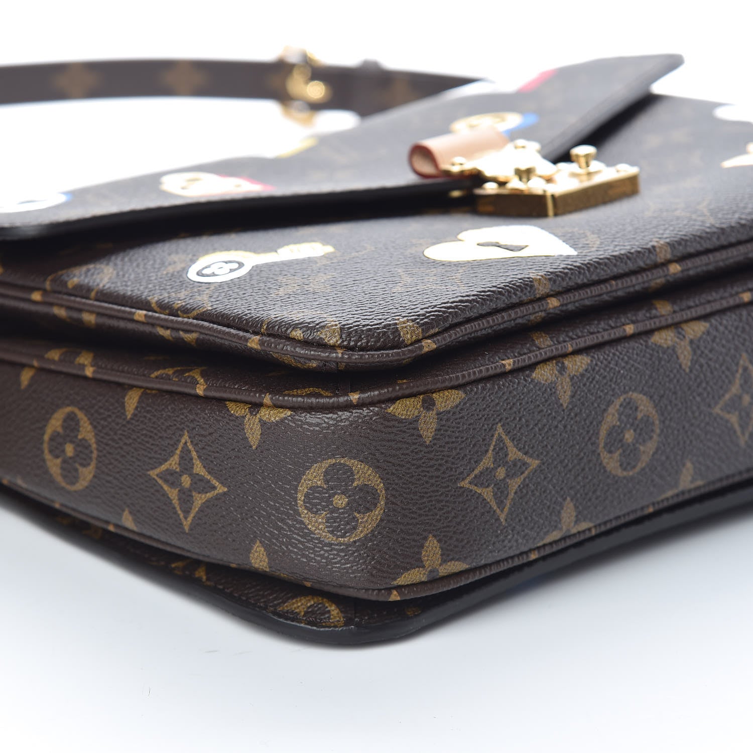Louis Vuitton Monogram Love Lock Pochette Metis 5 of 9