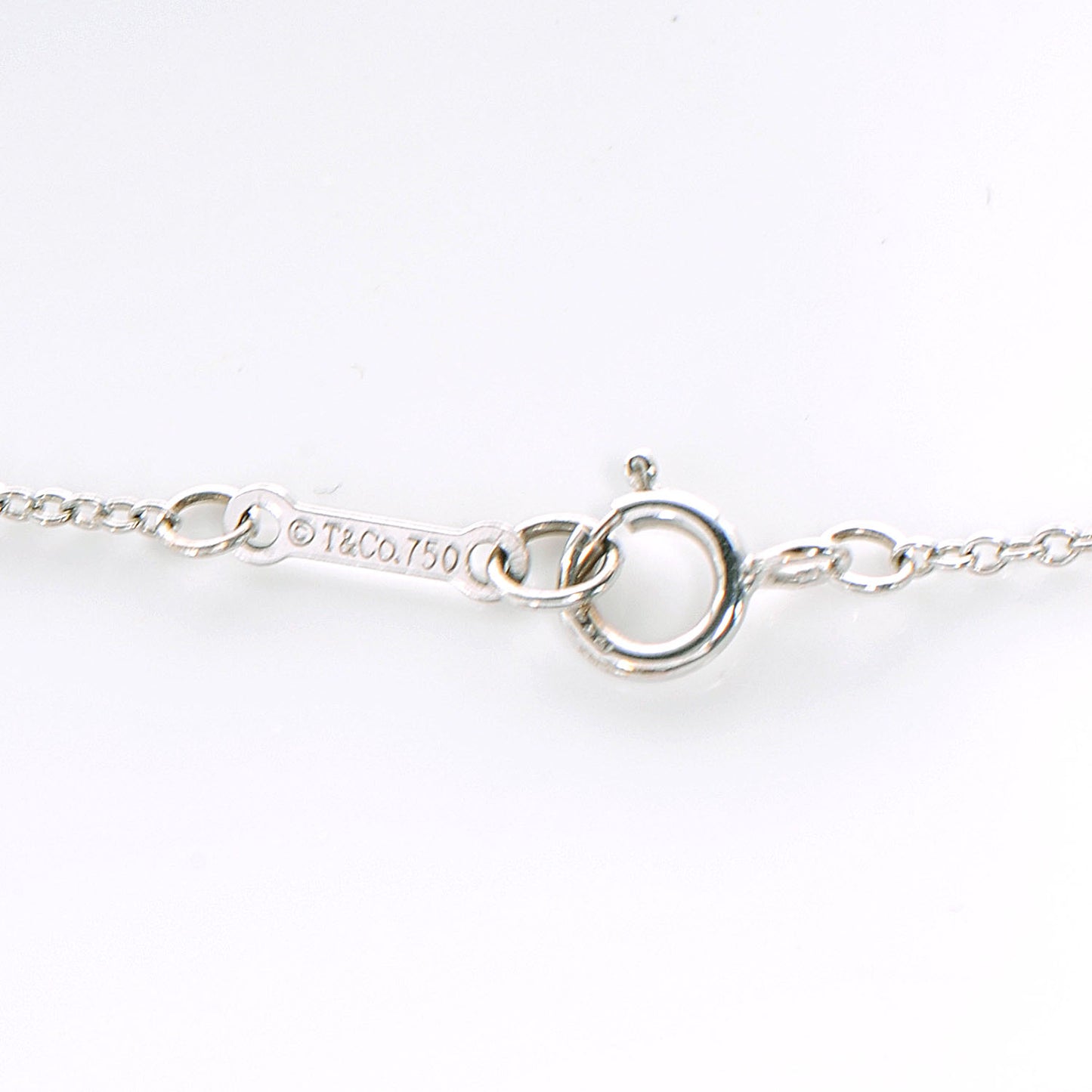 18K White Gold Diamond Small Paloma Picasso Loving Heart Necklace