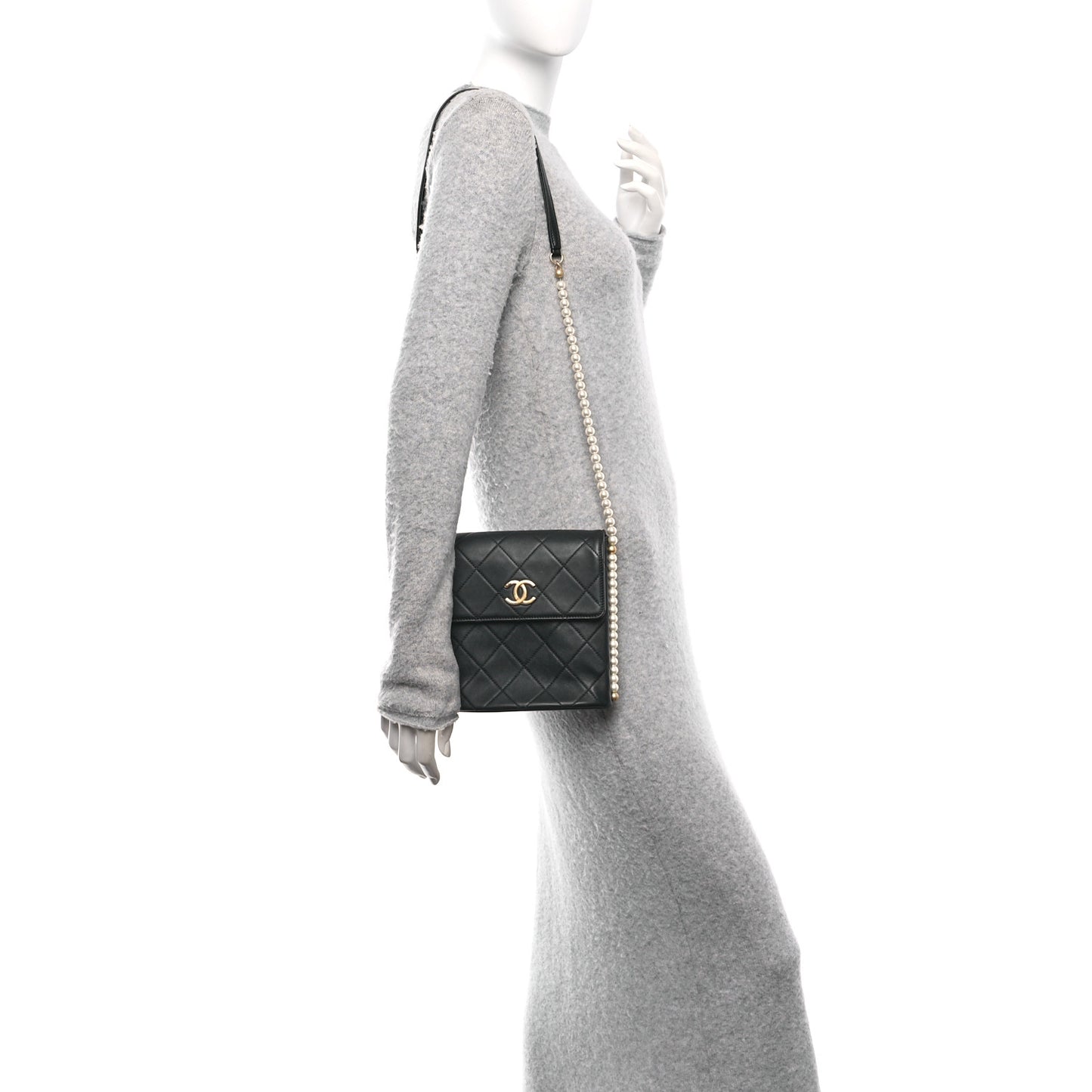 Calfskin Quilted Pearl Small About Pearls Hobo Bag Black
