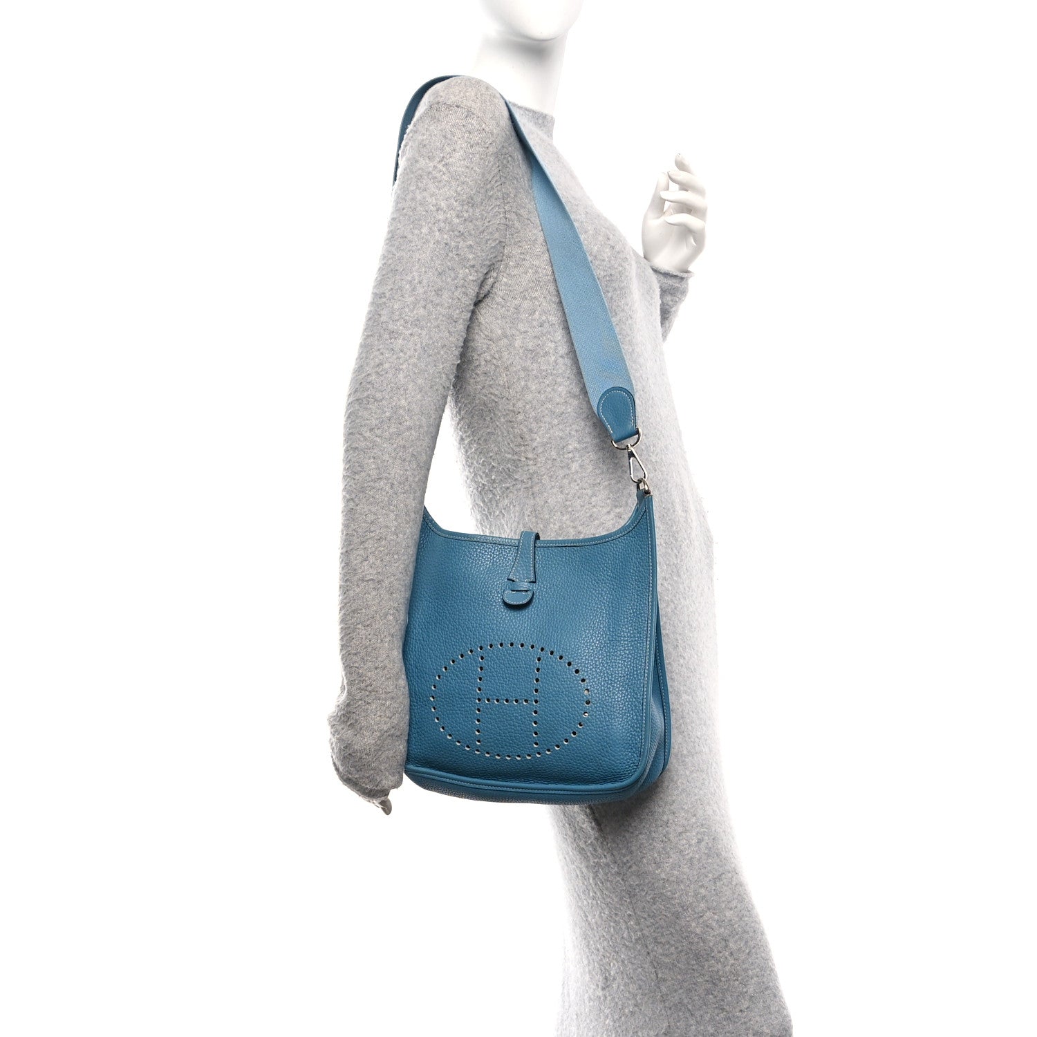Hermes Taurillon Clemence Evelyne PM Blue Jean 1817050 – FASHIONPHILE