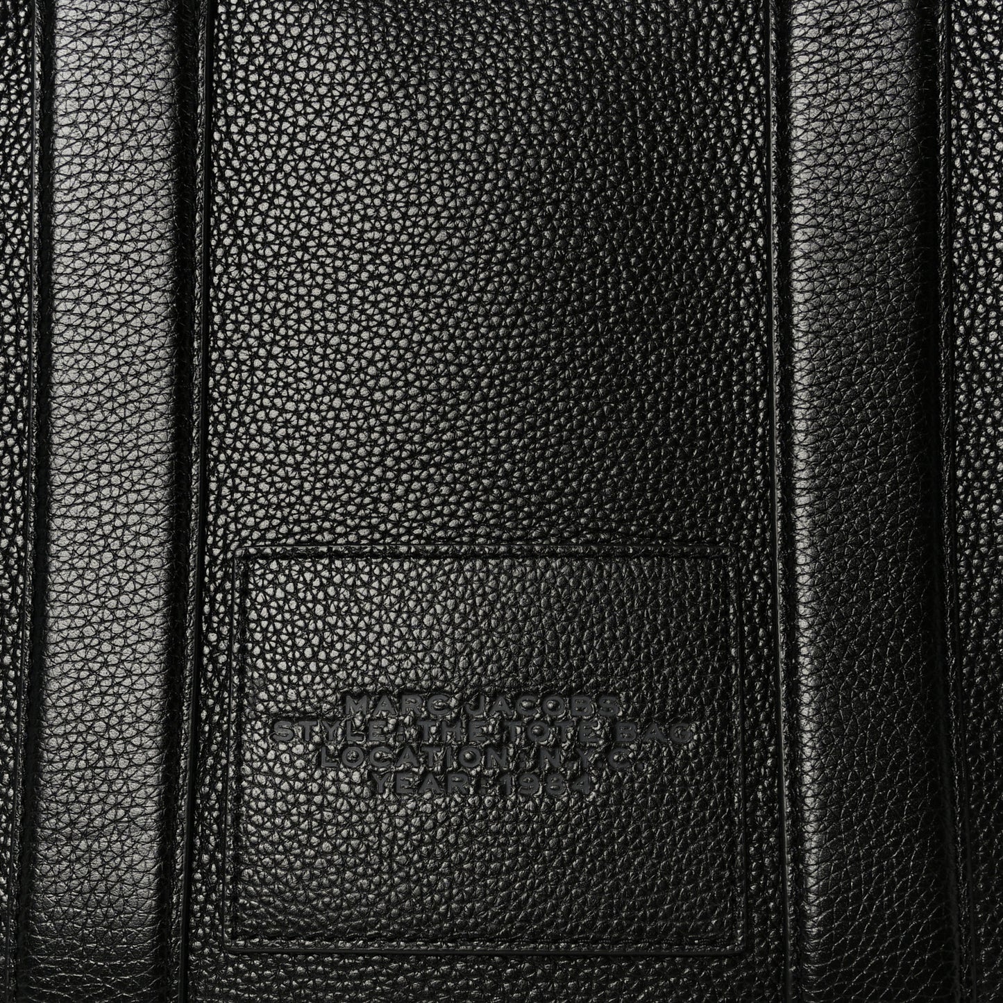 Grained Calfskin Medium The Tote Bag Black