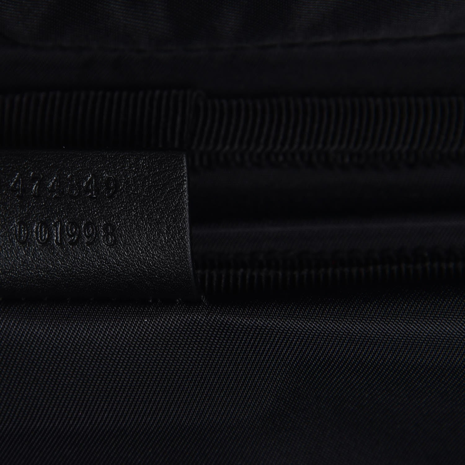 Gucci GG Supreme Monogram Large Four Wheel Suitcase Black Grey 7 of 7