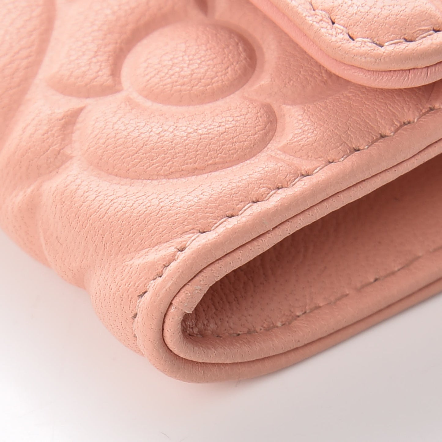 Goatskin Camellia Embossed Card Holder Wallet Light Pink