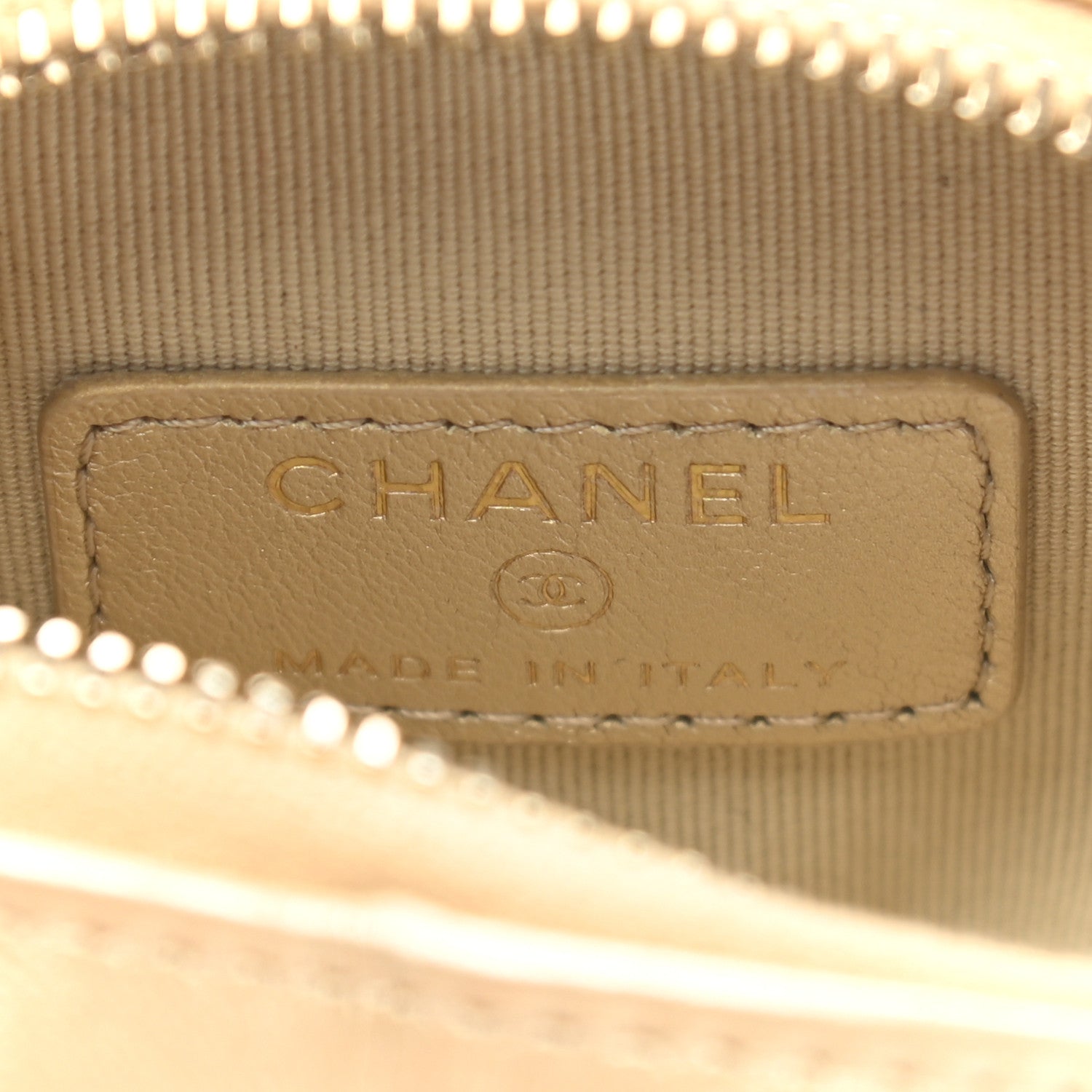 Chanel Metallic Lambskin Quilted CC In Love Heart Zipped Arm Coin Purse Gold 6 of 9