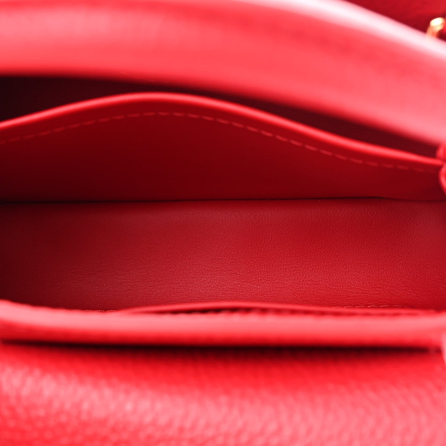 Taurillon Mini Capucines Scarlet
