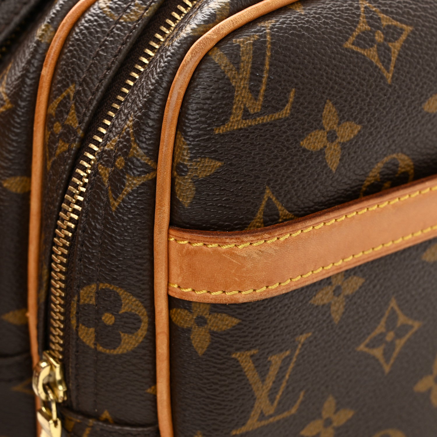 Louis Vuitton Monogram Reporter PM 13 of 13