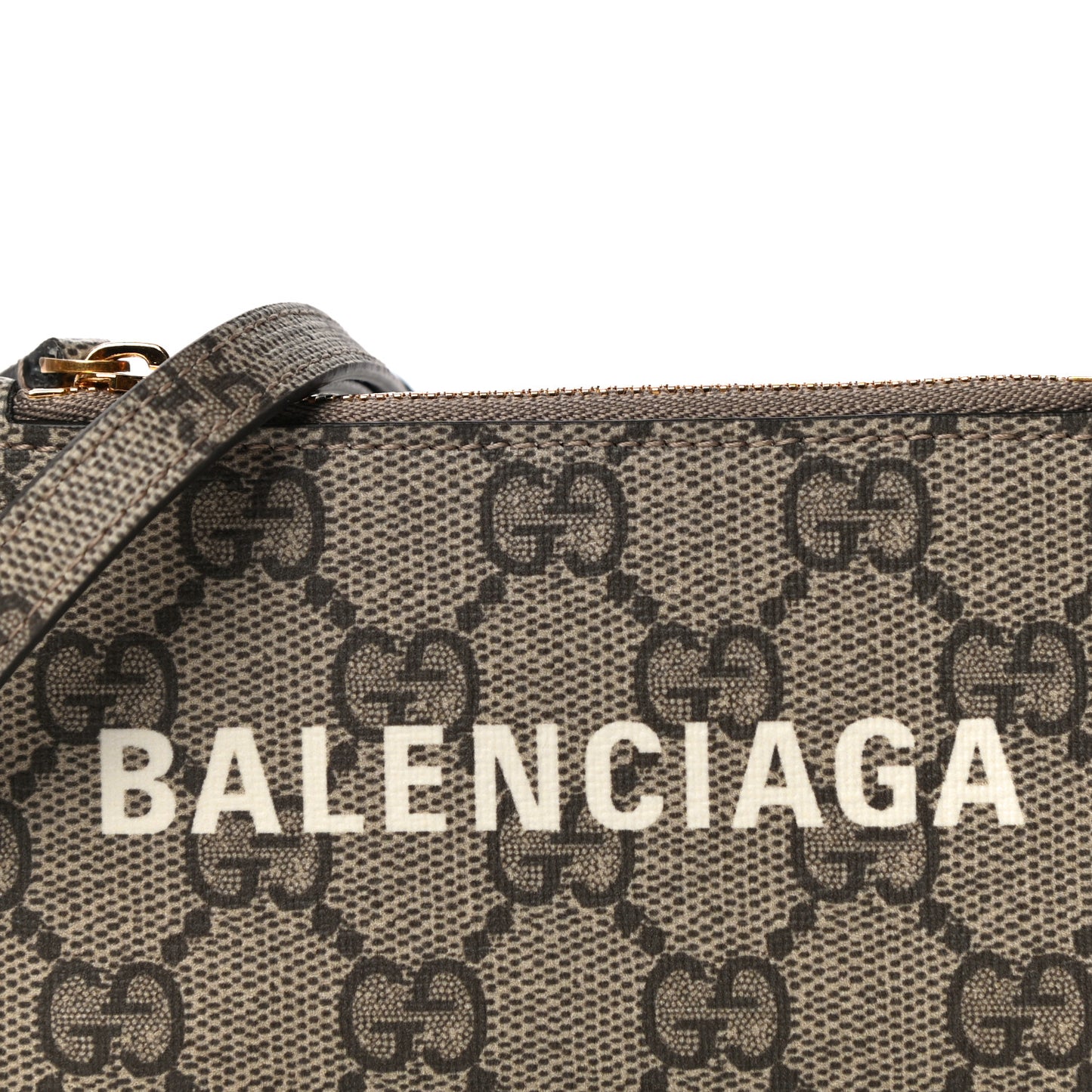 X BALENCIAGA GG Supreme Monogram Logo Card Case With Strap Beige Ebony
