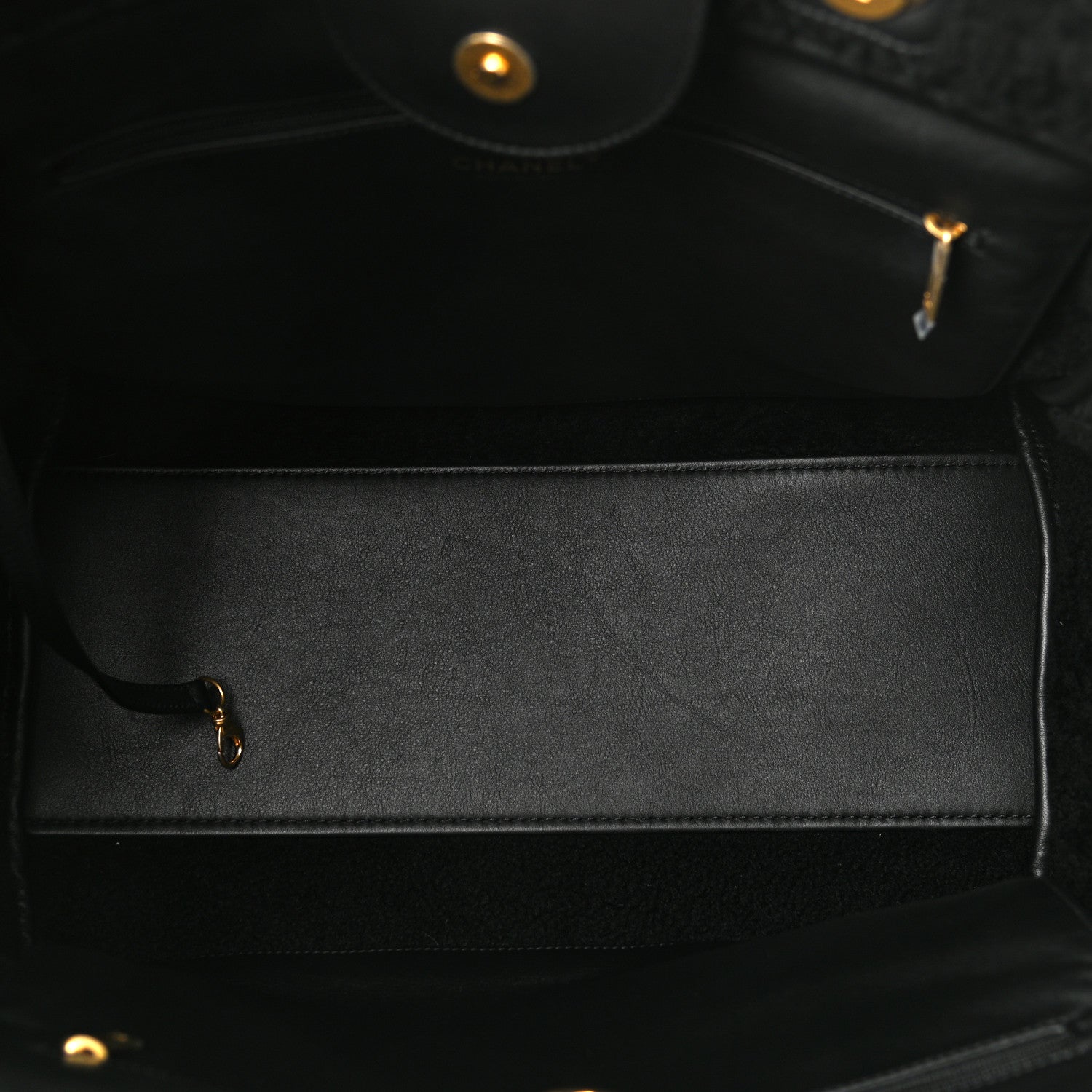 Chanel Shearling Large Deauville Tote Black 5 of 10