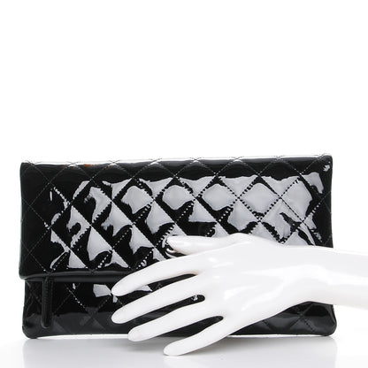 Chanel Patent Calfskin Quilted Beauty CC Clutch Black 2 of 9