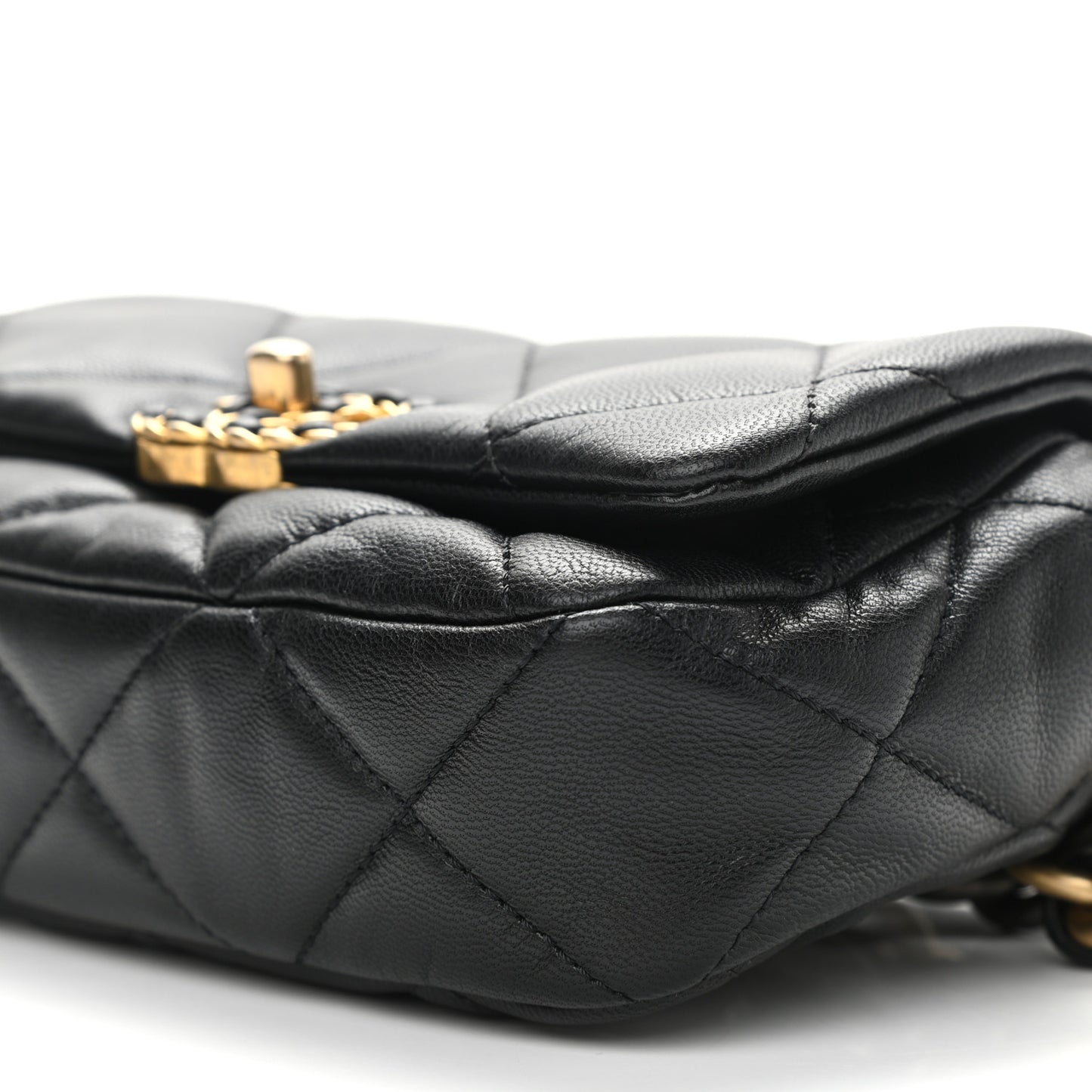 Goatskin Quilted Chanel 19 Waist Bag Black