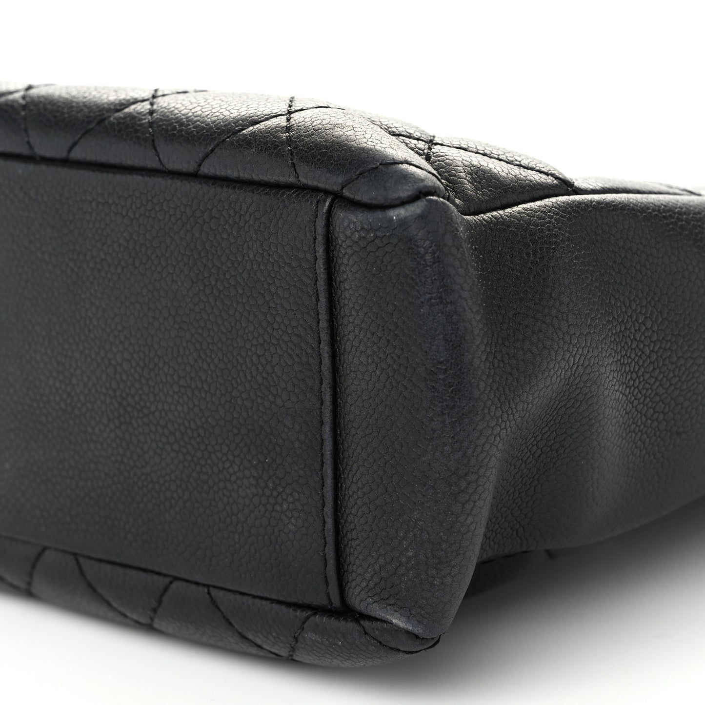 Caviar Quilted Petit Shopping Tote PST Black