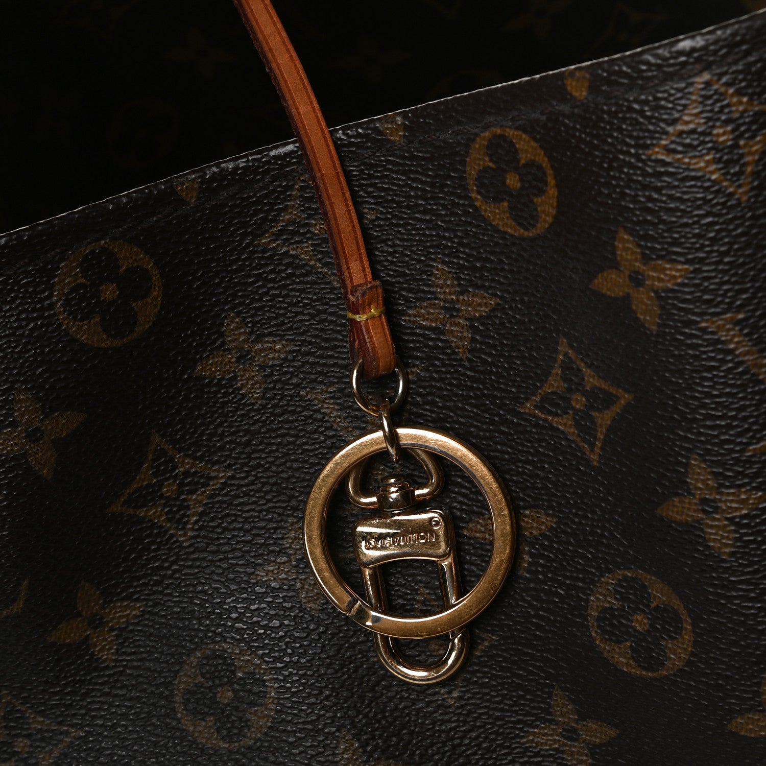 Louis Vuitton Monogram Artsy MM 18 of 20