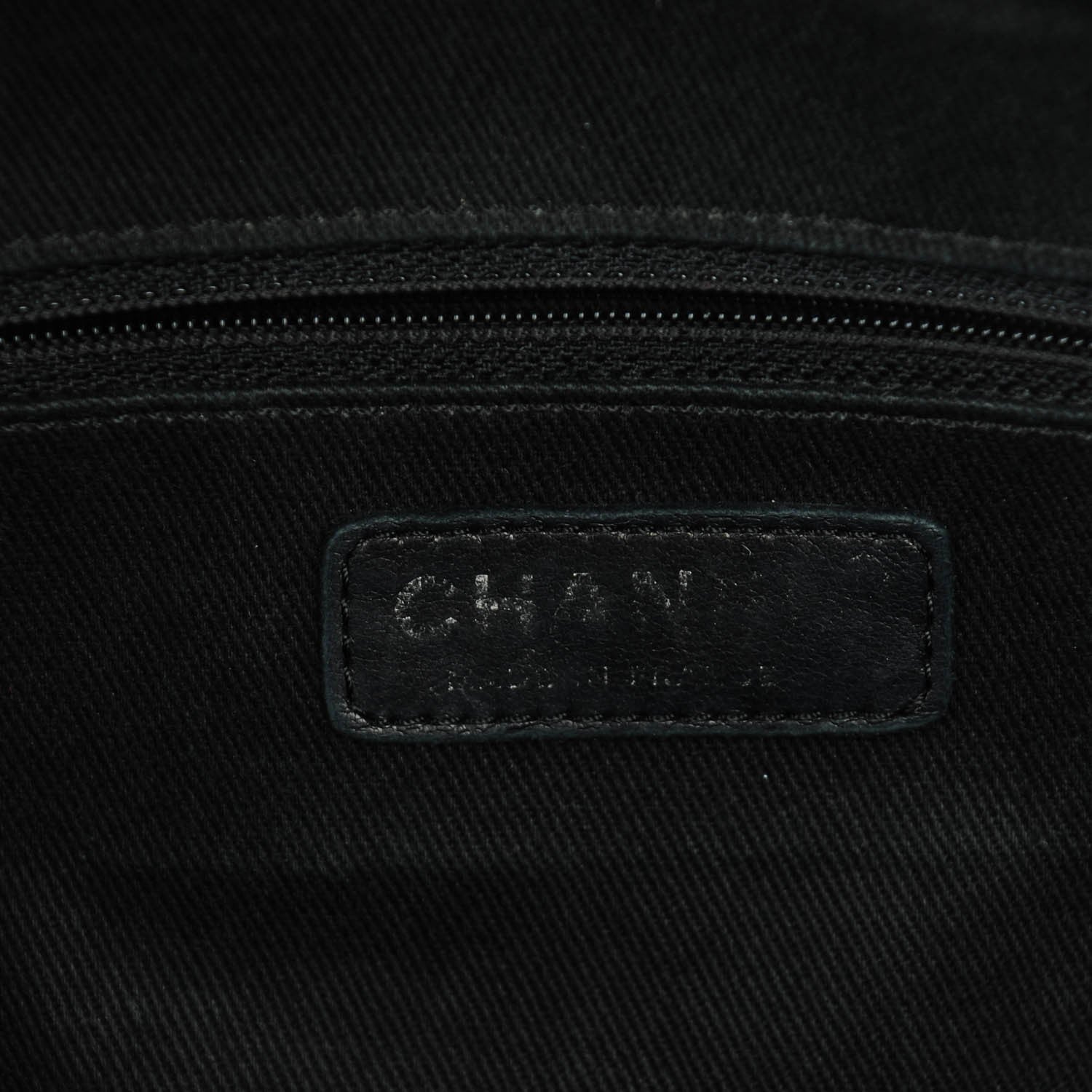 Chanel Calfskin Large Diamond Stitch Tote Black 6 of 7