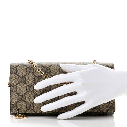 Gucci GG Supreme Monogram GG Pierce Chain Clutch Wallet Pink 3 of 12