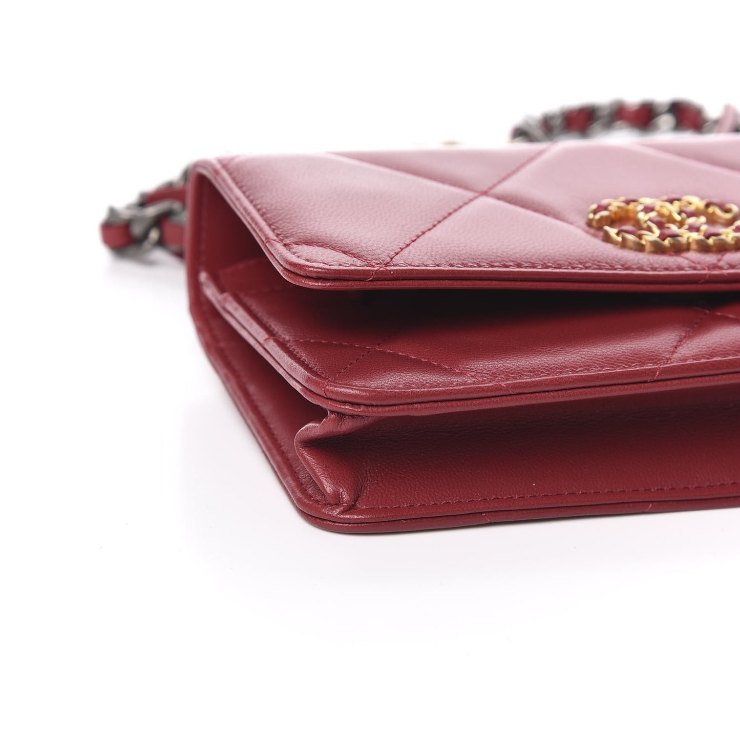 Shiny Goatskin Quilted Chanel 19 Wallet On Chain WOC Red