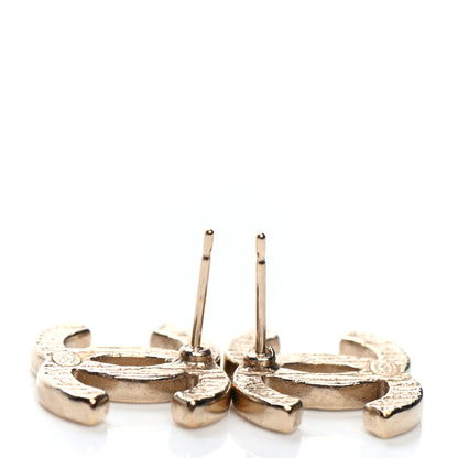 Chanel Textured CC Earrings Gold 3 of 4