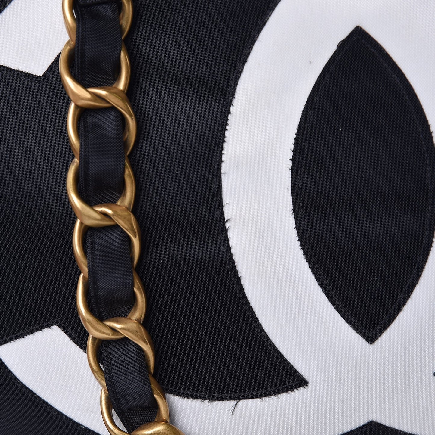 Canvas Chain Jumbo CC Tote Black