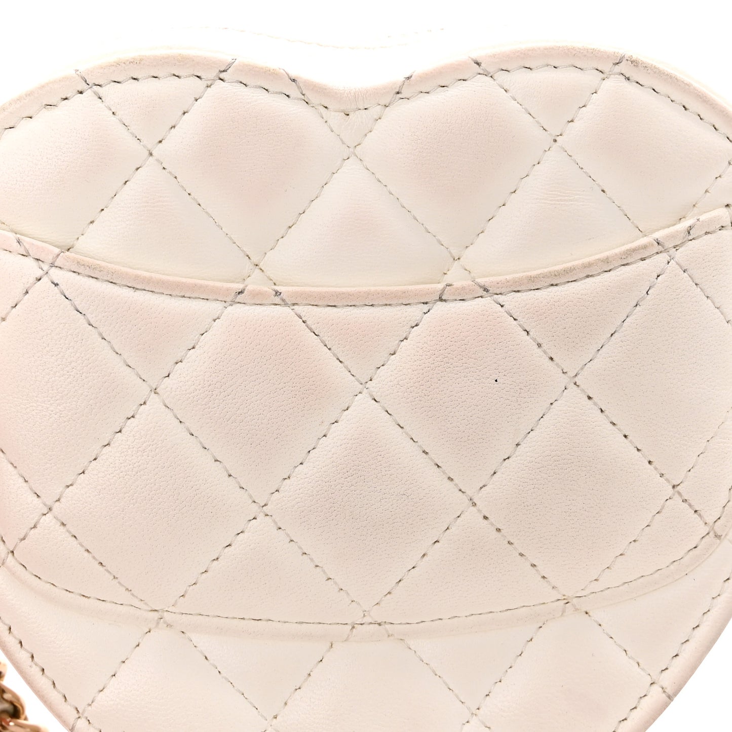 Lambskin Quilted CC In Love Heart Clutch With Chain White