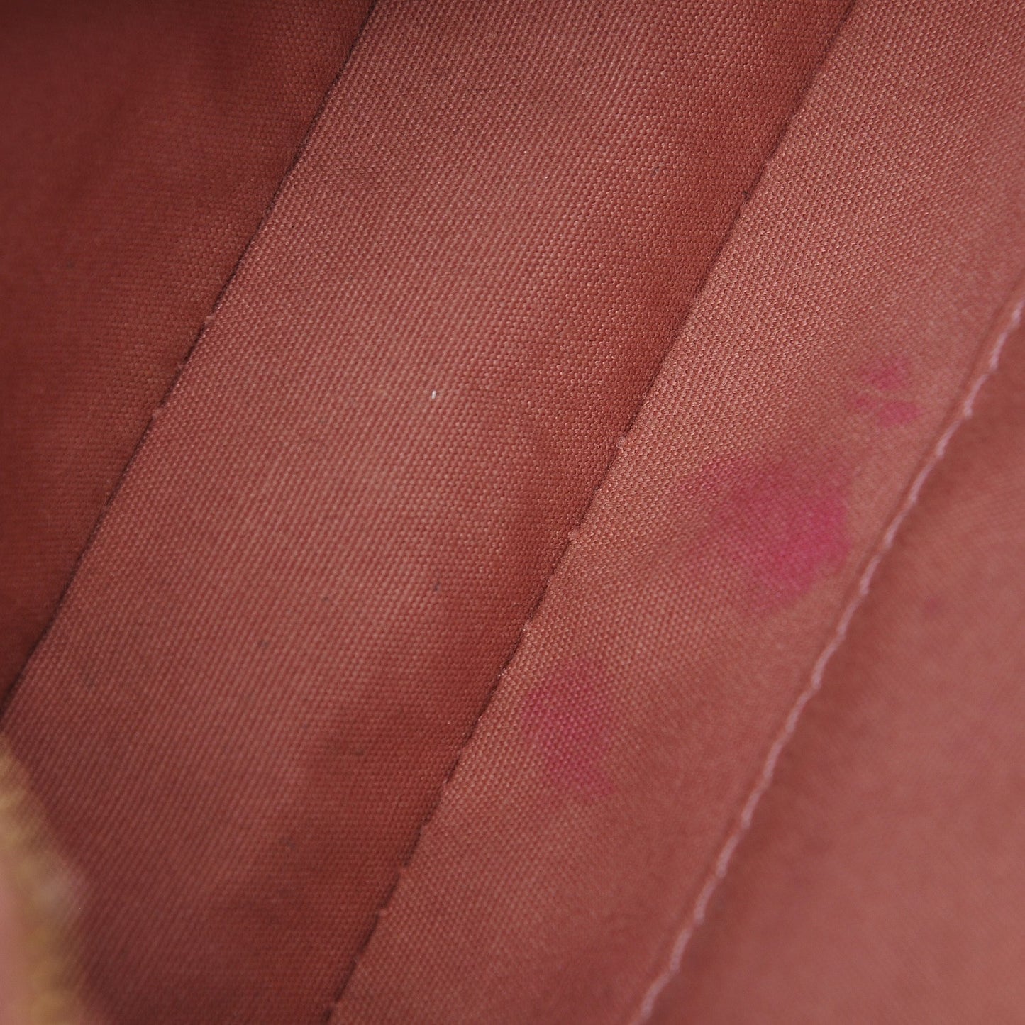 Vernis Ikat Pochette Accessories NM Rose Velours