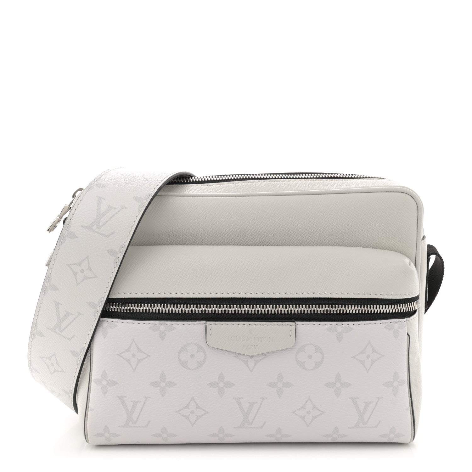 Louis Vuitton Taigarama Outdoor Messenger Antartica 1 of 11
