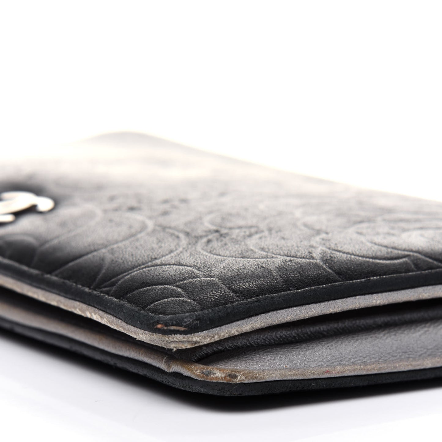 Lambskin Camellia Embossed Yen Wallet Black