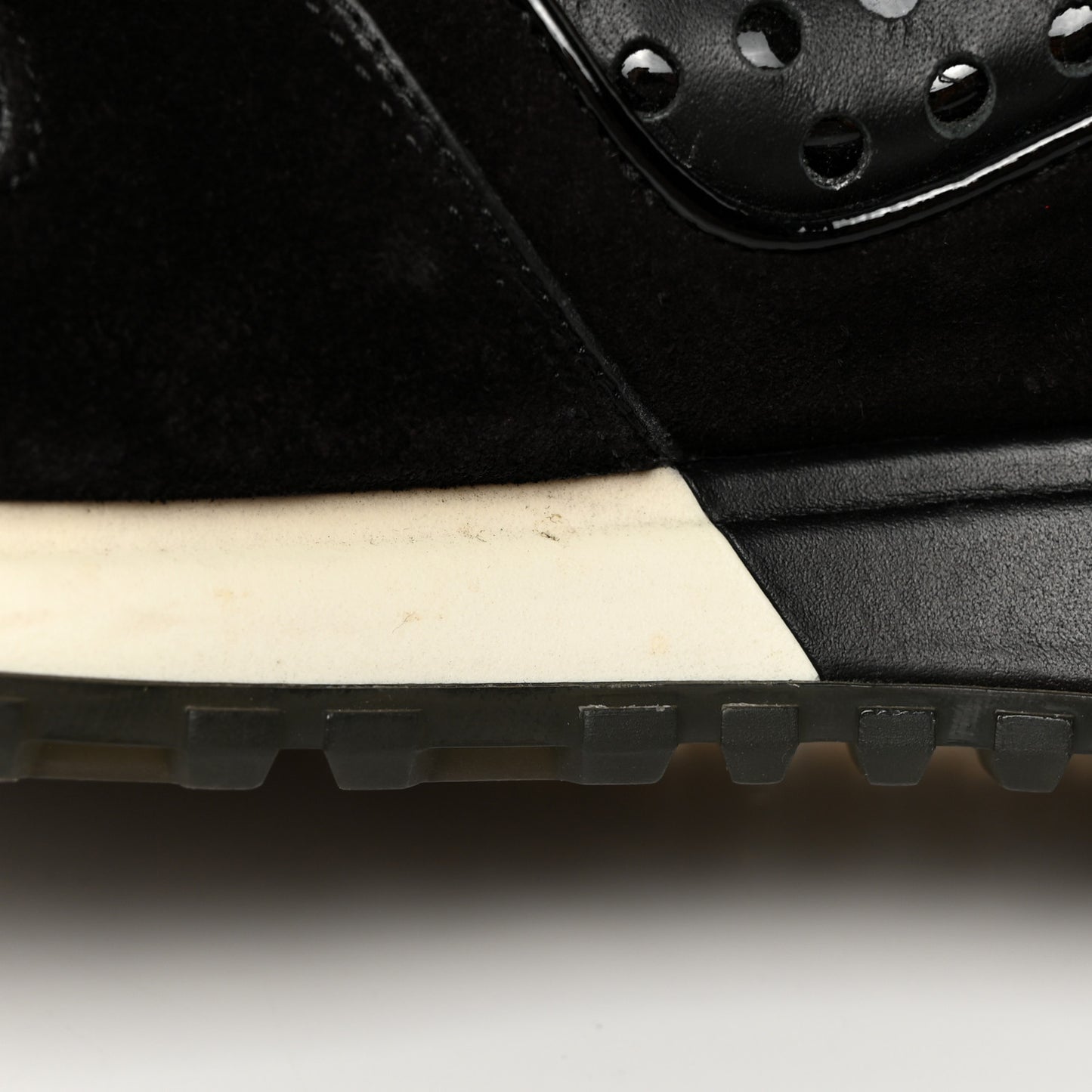 Nubuck Calfskin Perforated Run Away Sneakers 38.5 Black