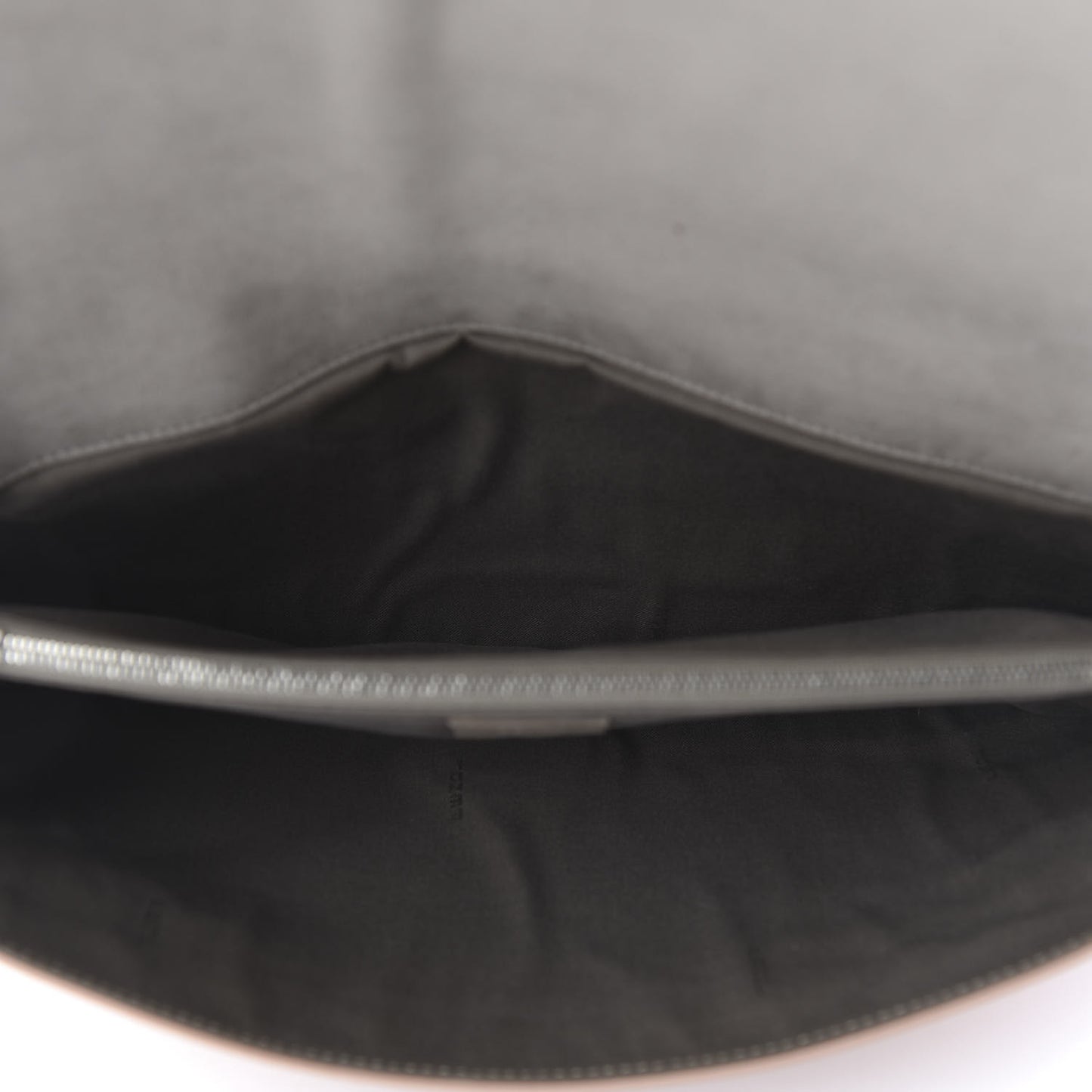 Vitello Flamingo Tube Macro Clutch Camelia