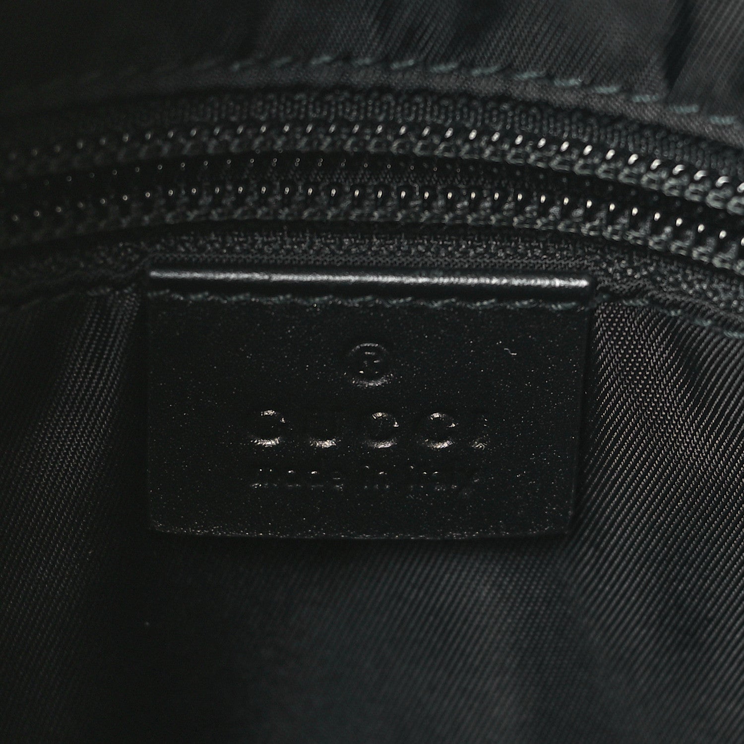 Gucci GG Supreme Monogram Flat Messenger Bag Black Grey 6 of 9