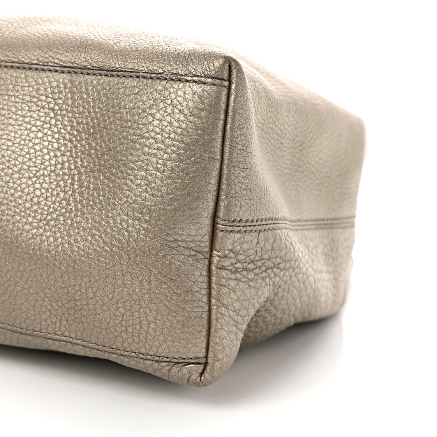 Gucci Metallic Pebbled Calfskin Medium Soho Chain Shoulder Bag Golden Beige 10 of 10