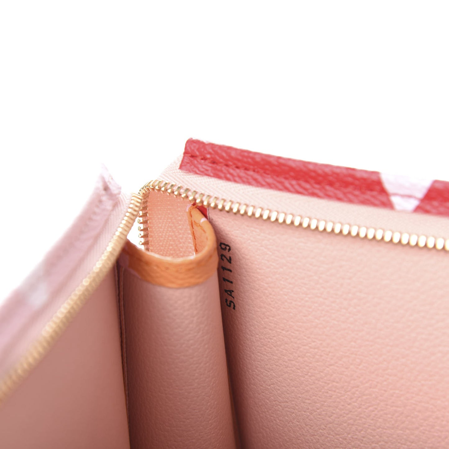 Monogram Giant Toiletry Pouch 26 Rouge