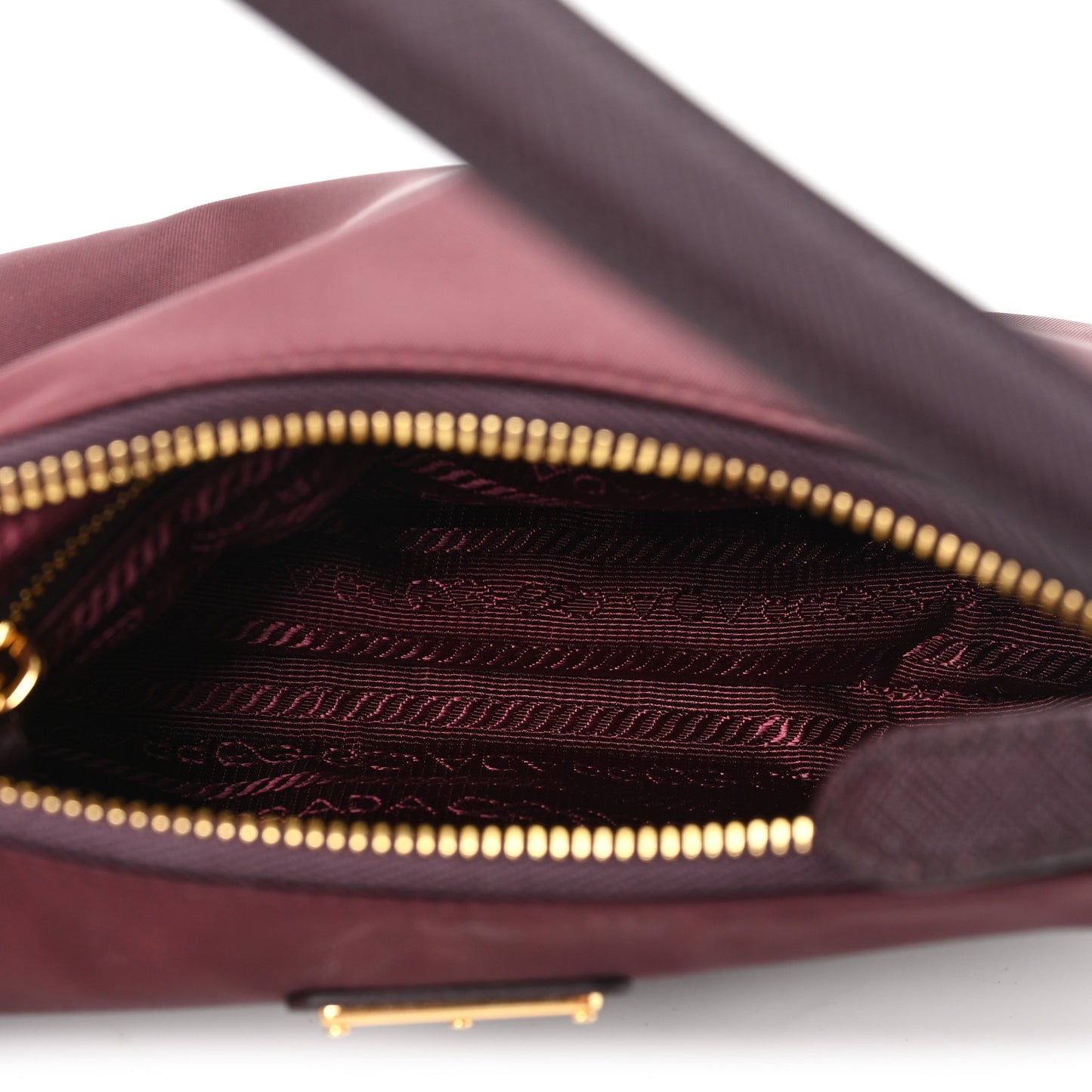 Tessuto Nylon Saffiano Mini Re-Edition 2005 Bag Bordeaux