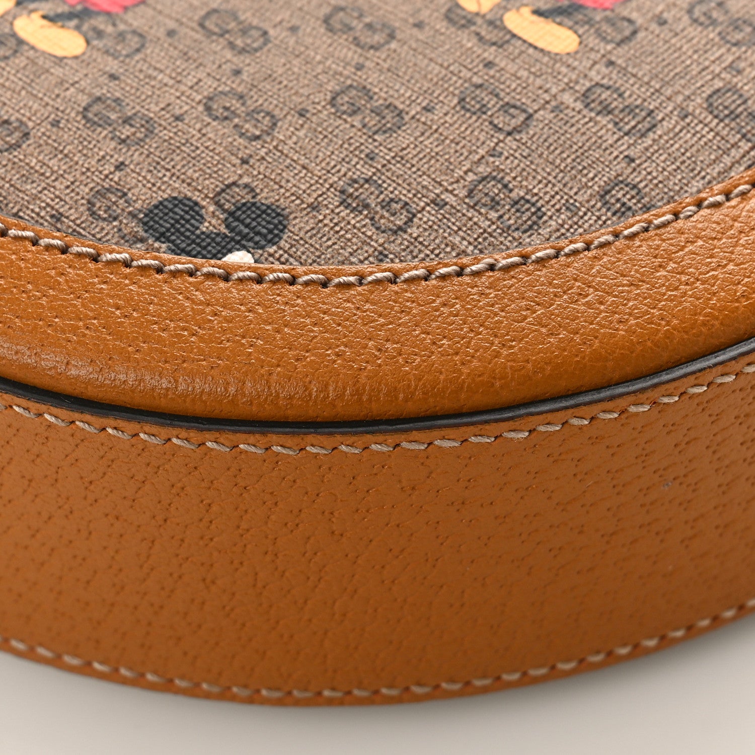 Gucci X DISNEY Mini Vintage GG Supreme Monogram Mickey Mouse Round Shoulder Bag Beige Vintage Sun Oil 8 of 8