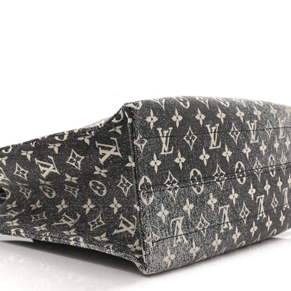 Louis Vuitton Monogram Jacquard Denim Onthego MM Black 8 of 9