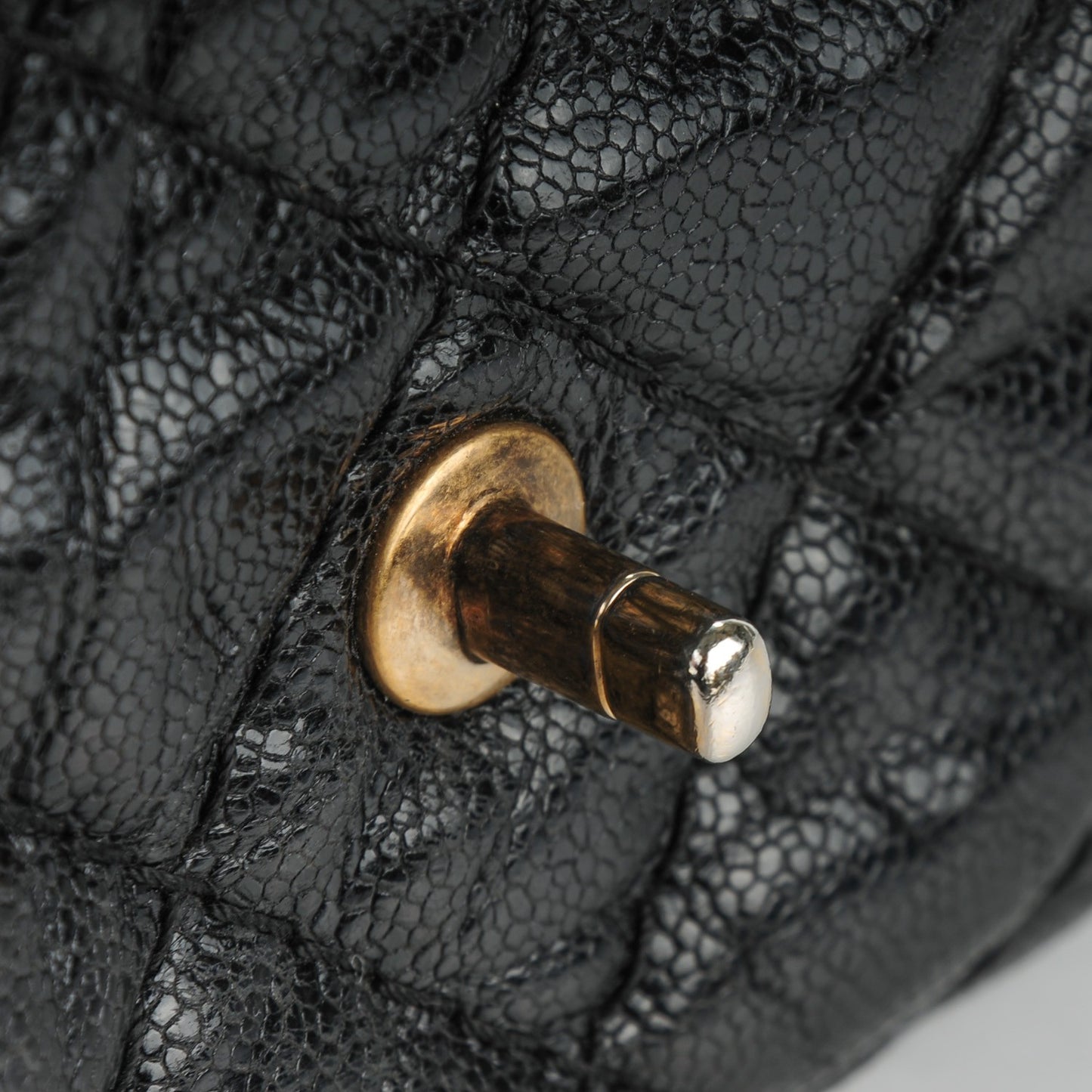 Crumpled Grained Calfskin Medium Coco Pleats Messenger Flap Black