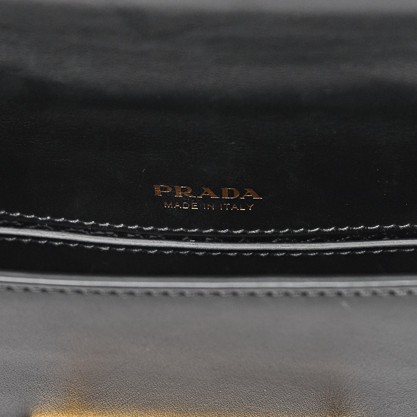 City Calf Cahier Belt Bag Black