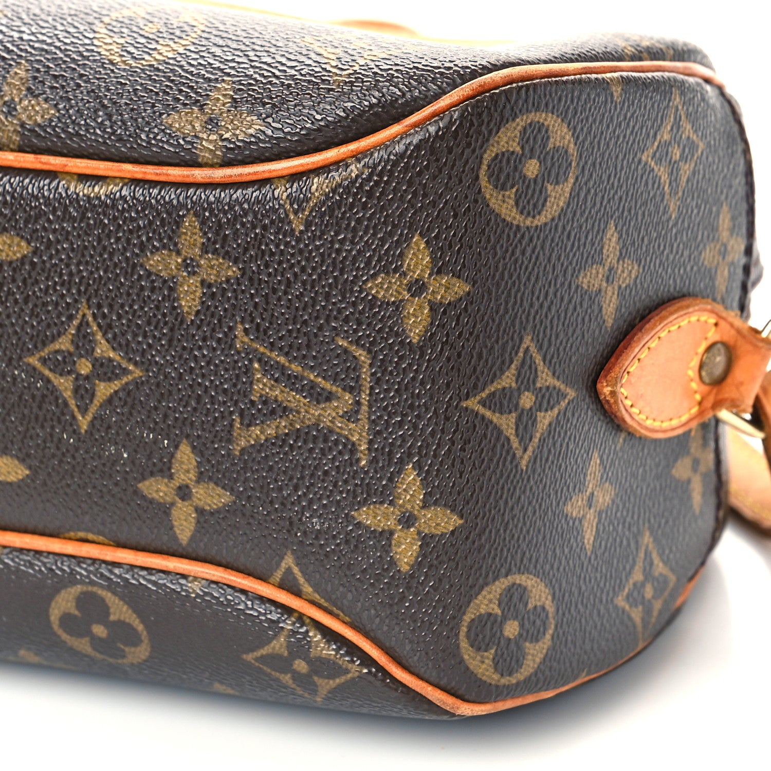 Louis Vuitton Monogram Blois 8 of 14
