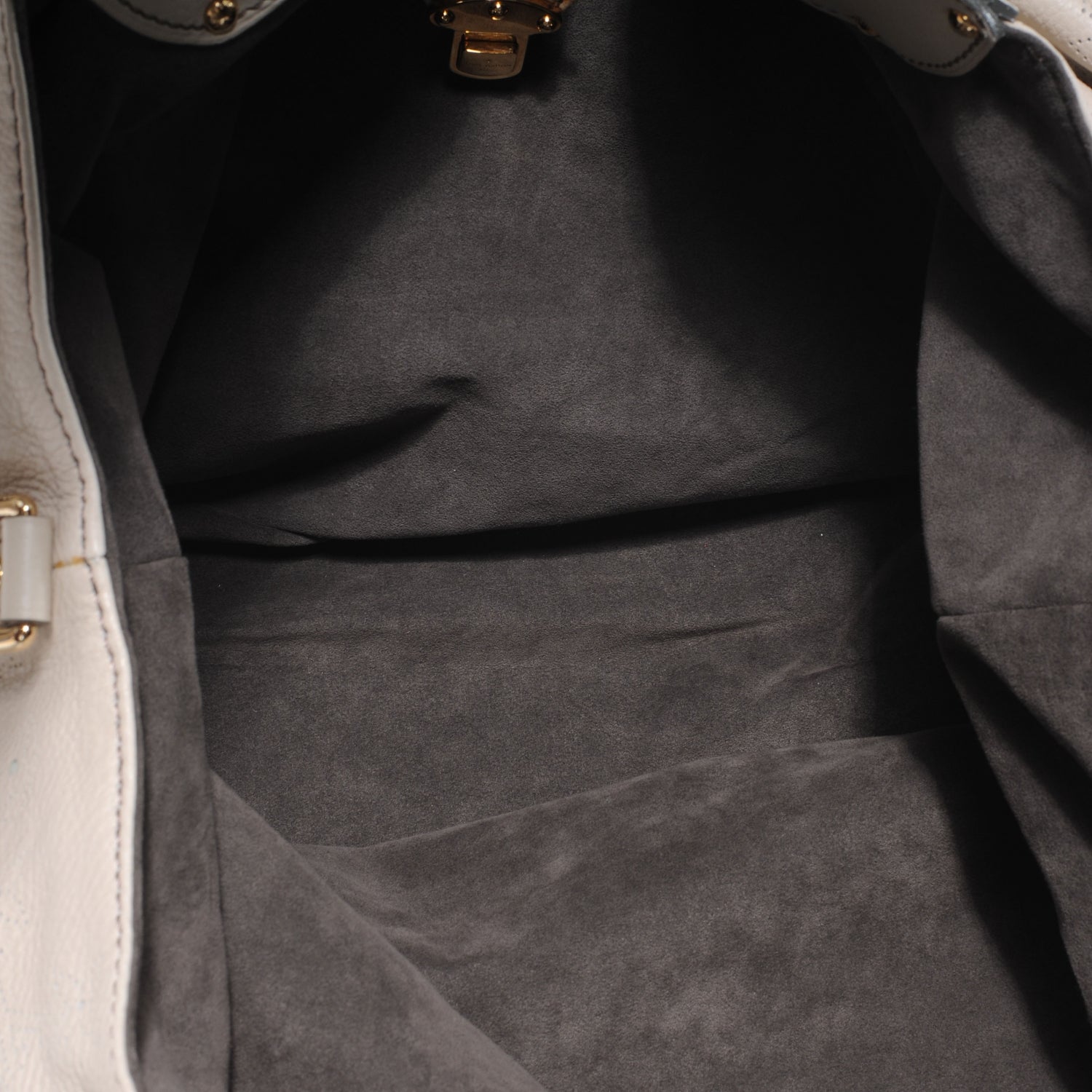 Louis Vuitton Mahina XL Ivory 5 of 7