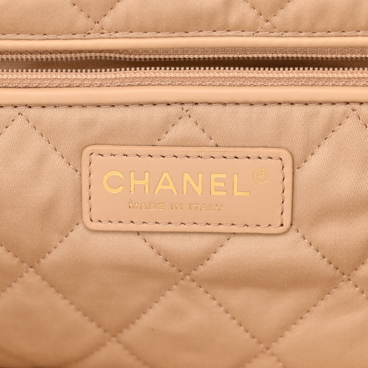 Chanel Shiny Calfskin Quilted Chanel 22 White 8 of 12