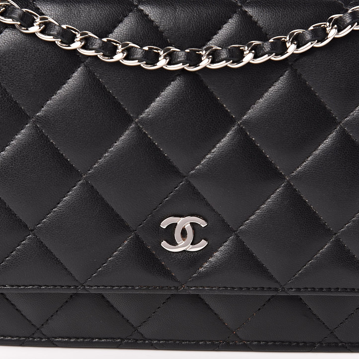 Lambskin Quilted Wallet On Chain WOC Black