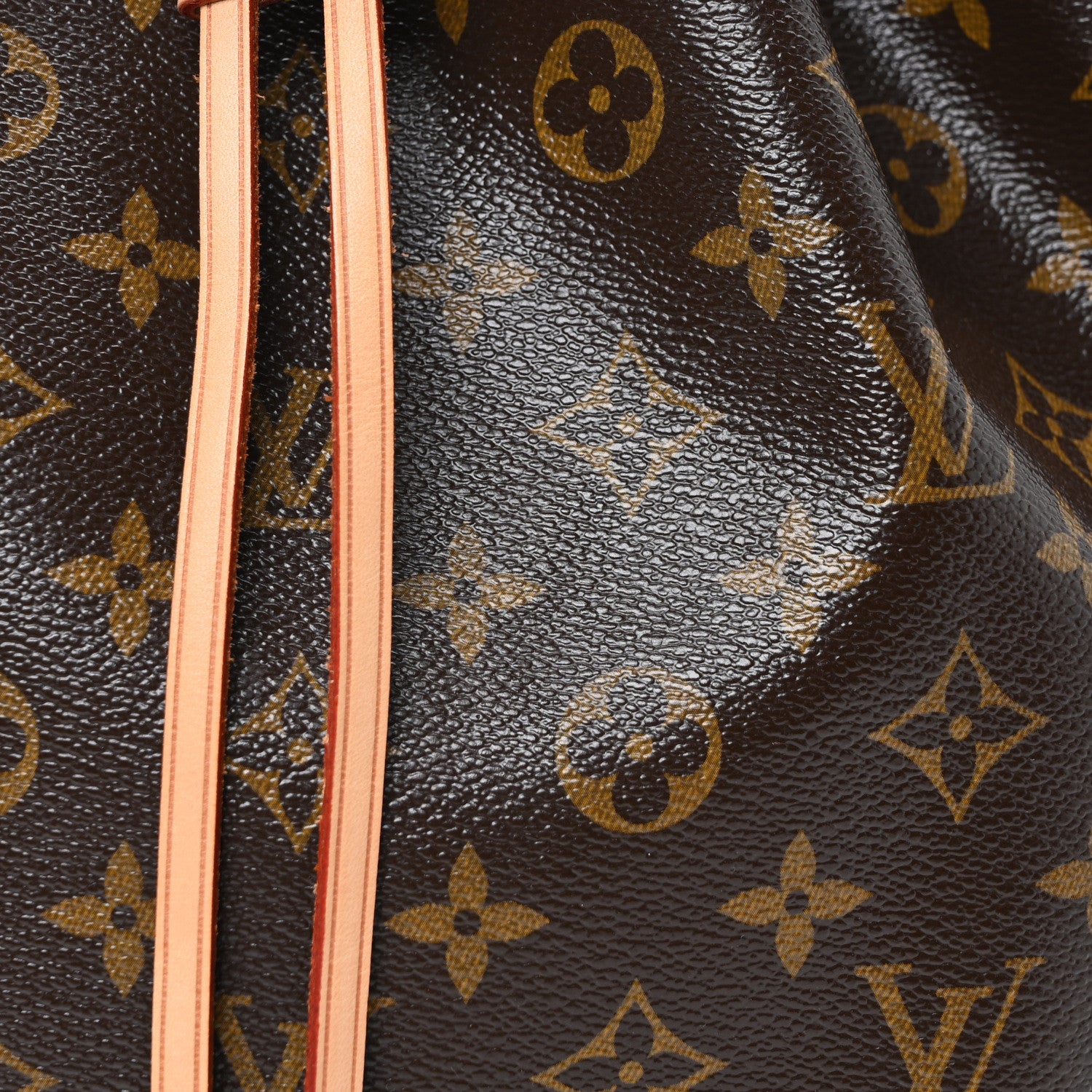 Louis Vuitton Monogram Petit Noe 7 of 9