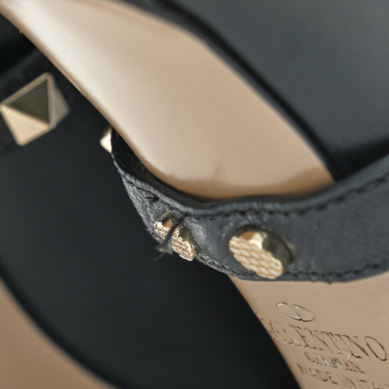 Valentino Garavani Nappa Rockstud Studwrap Strap 105mm Pumps 37 Black 7 of 12