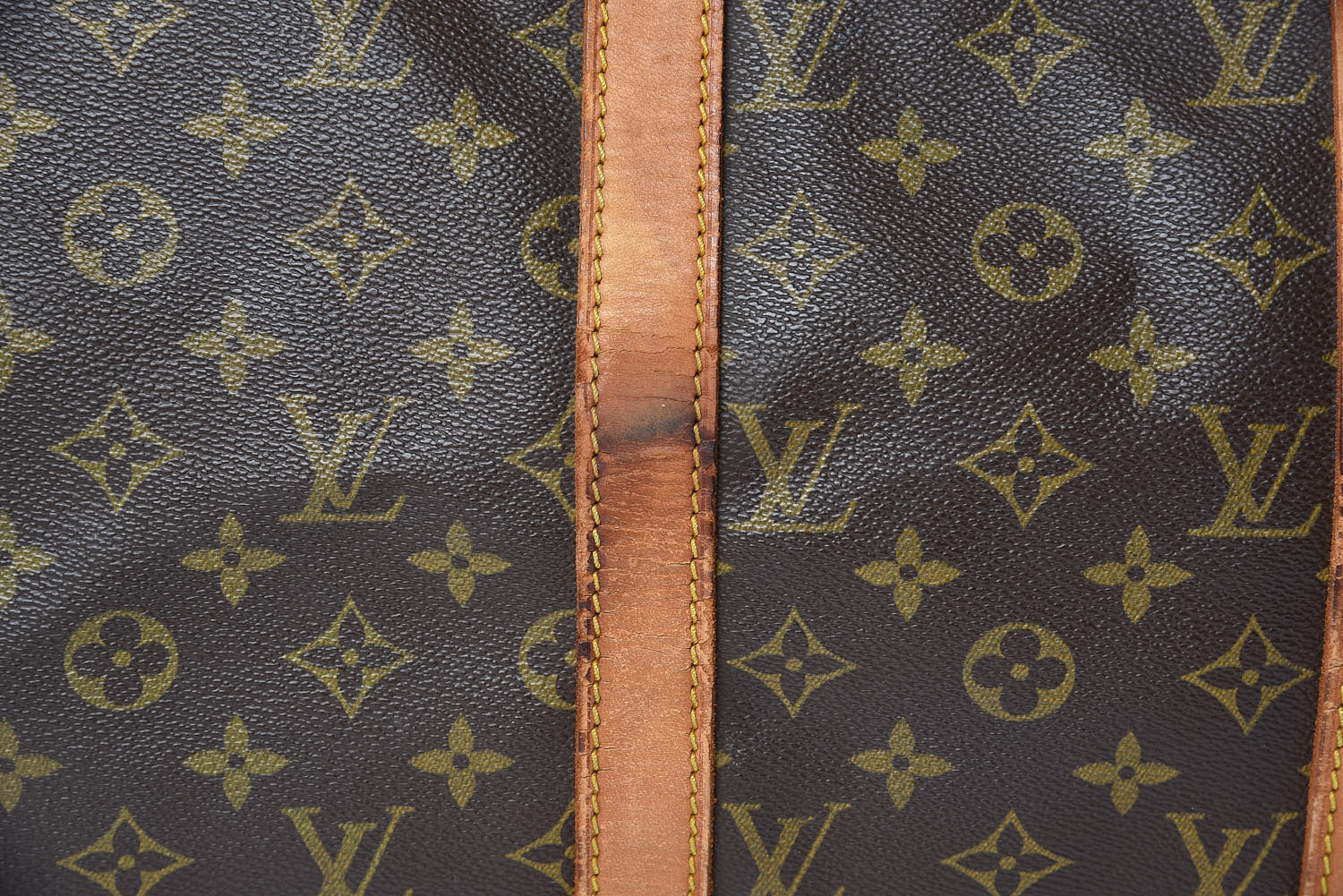 Louis Vuitton Monogram Keepall 50 15 of 34